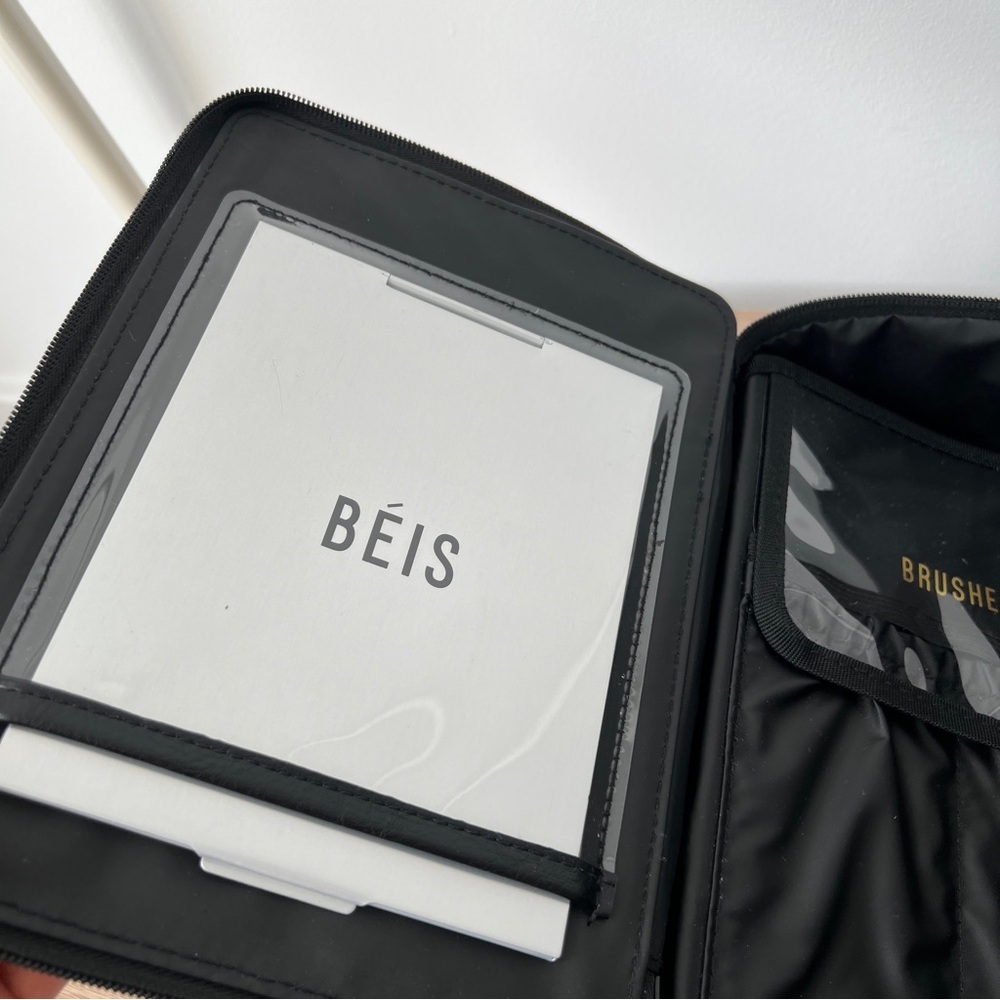 BEIS Black Cosmetic Case Matte Finish - Picture 14 of 14